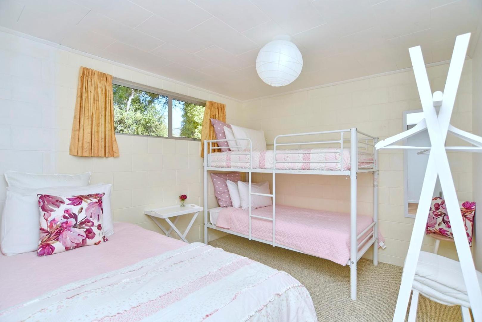 Akaroa Harbour View - Christchurch Holiday Homes Exterior foto
